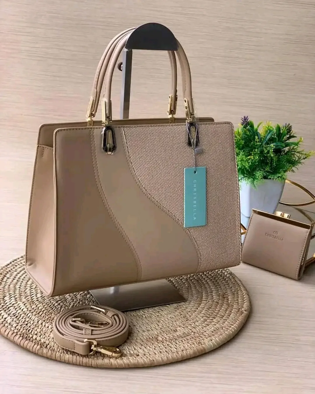 Lovelyndivas collection